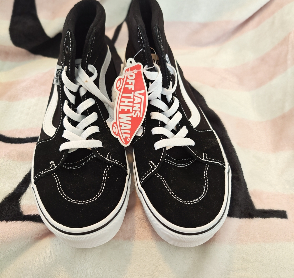 NEW! Vans Kids Black & White High-Top Sneakers